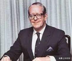 因为一架波音737，香港富豪怒骂政府