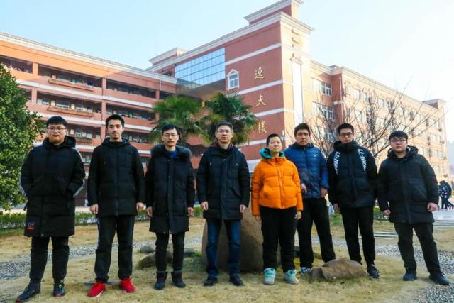 杰出校友,安徽铜陵县一中,2021铜陵中学喜报,铜陵市一中胡丽丽事件