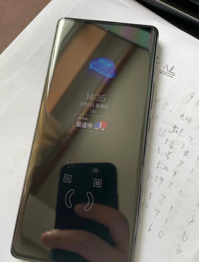 ￼￼vivo X80 Pro 至黑入手，手感超级棒，国产加油