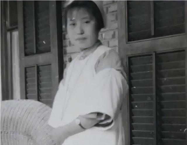 1931年，少将张行忠住院，见一名护士眼熟，事后得知是自己的妻子
