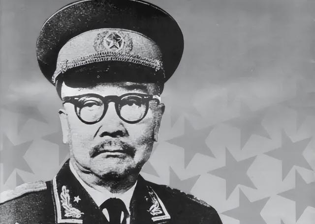 1955年被授予上将军衔，虽从没有在前线领军打仗，却没任何人反对