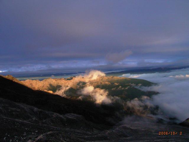 攀登哈巴雪山