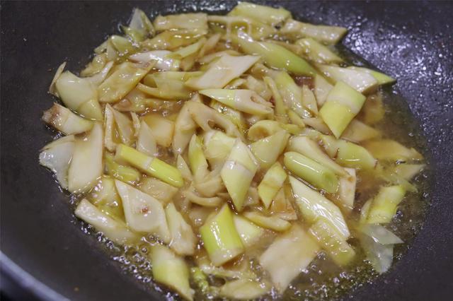 阳春三月，推荐8道“黄金菜”，营养丰富，顺应季节，舒坦过春天
