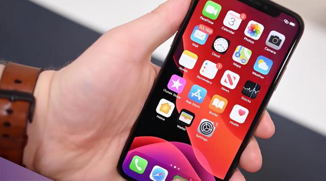 iOS15.2三小时续航实测，超越上个版本！网友为何差评不断？