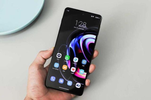 性价比超高的骁龙870，1亿三摄+12+256GB，降幅高达1300元