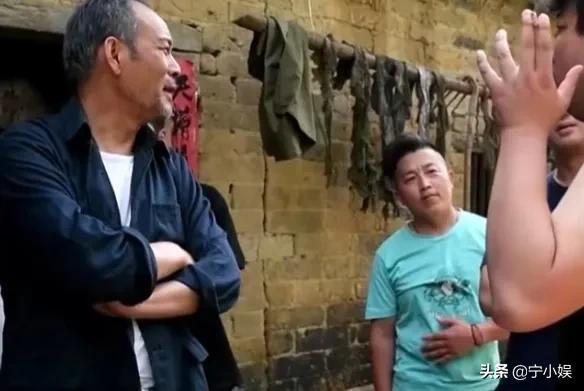 这6位娱圈演艺人员，凭什么能参加两会、被称“文艺工作者”