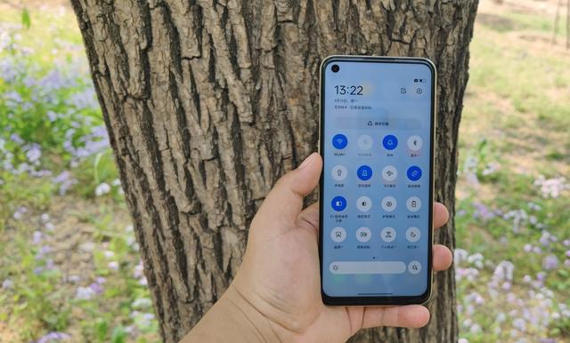 1299元就能买到60W快充手机？realme Q5做到了