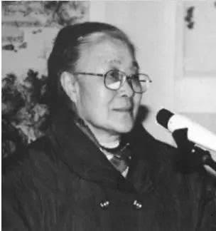 徐悲鸿长女：父母离婚后，曾因母亲做他人情妇拒绝认她，90岁辞世