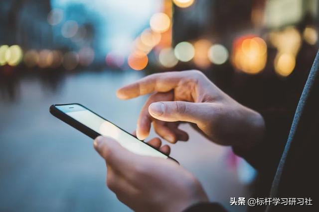 三星组建自研芯片“梦之队”目标3年打败苹果