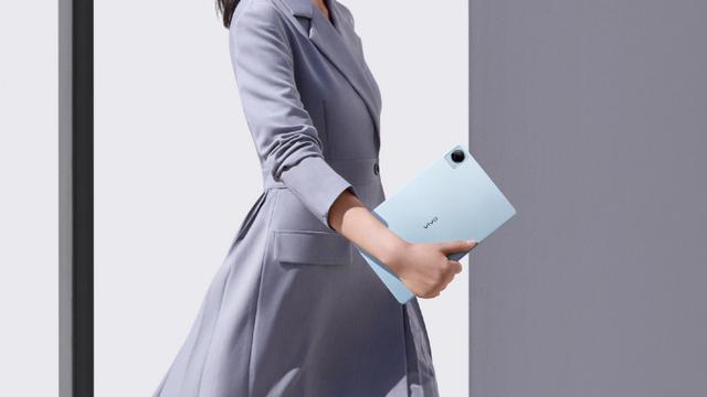 vivo Pad平板电脑图赏；小米汽车拟采用比亚迪刀片电池