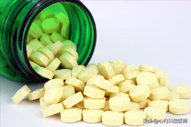老年人预防脑梗，补充叶酸很重要，如何补才正确？总结3个要点