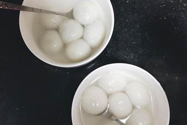 上了年纪，总觉得腹胀不适，怎么回事？排查3个因素，及时调理