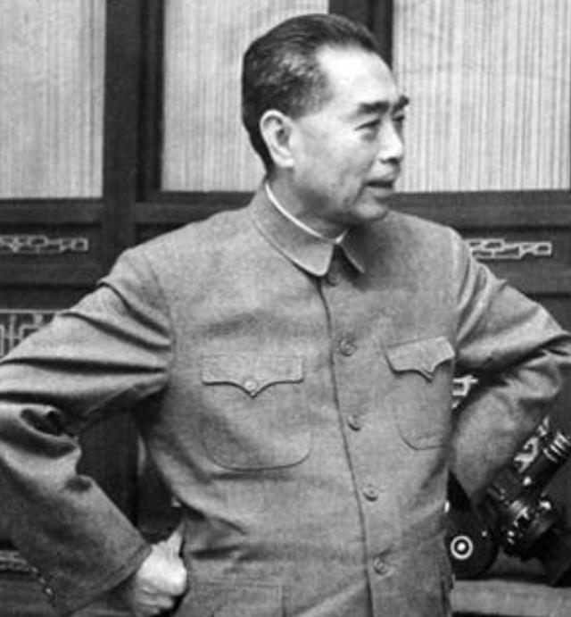 “云南王”卢汉晚年：捐光房产，1974年病逝前，家人提了一项请求