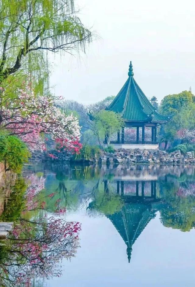 老祖宗留下千古不变的道理，有福不用忙、无福跑断肠