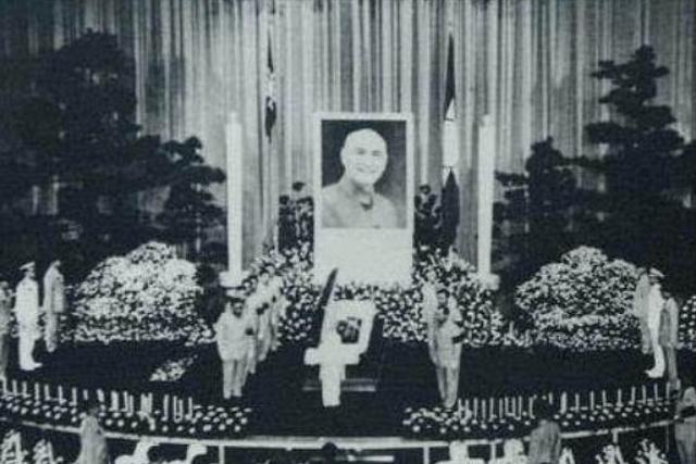 1996年，李登辉撤掉两蒋陵墓守卫，宋美龄：应该考虑移灵的事情了