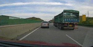 “龟速车”的末日？4月起新交规实施，超速范围放宽慢车要被罚