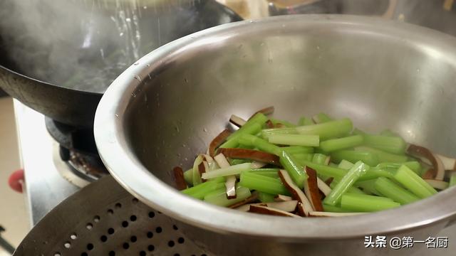建议中老年人：春季要多吃6种“碱性蔬菜”，调节平衡，润燥去火