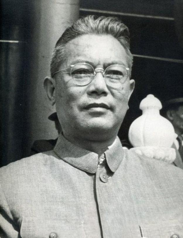 中国外交风云：陶铸请赫鲁晓夫吃“龙凤斗”，苏联女代表当场吓哭
