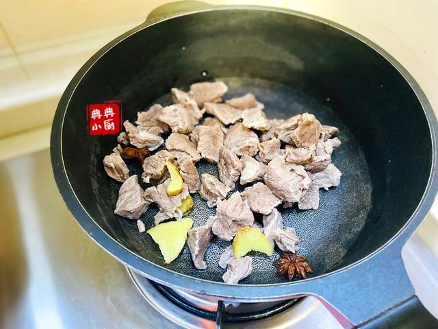 土豆炖牛肉