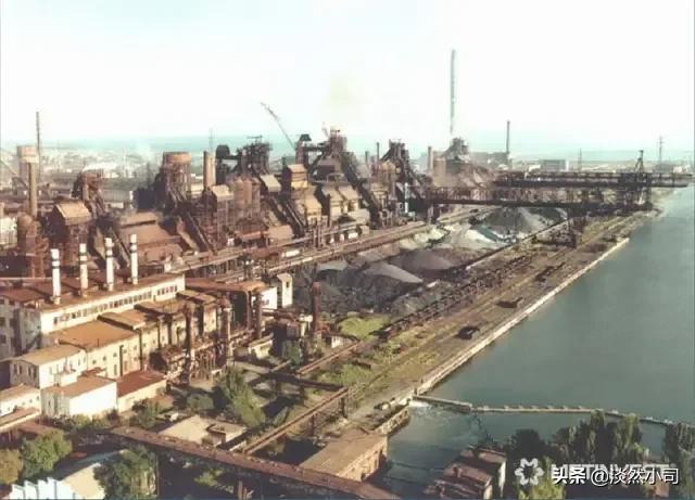 乌东大战已经开打，二战后最大地面战争让普京欲改变不公世界格局