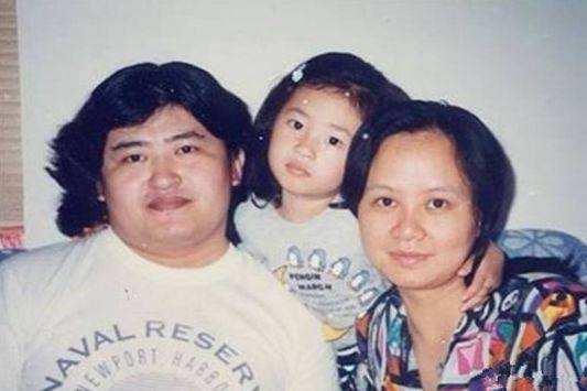 上过9次春晚的刘欢：与妻子认识9天闪婚，结婚33年恩爱，独女优秀