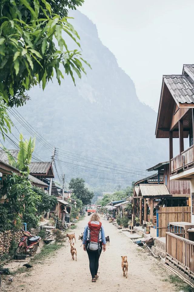 耗資505億，中國首個跨國高鐵！網友：坐高鐵出國，太爽了