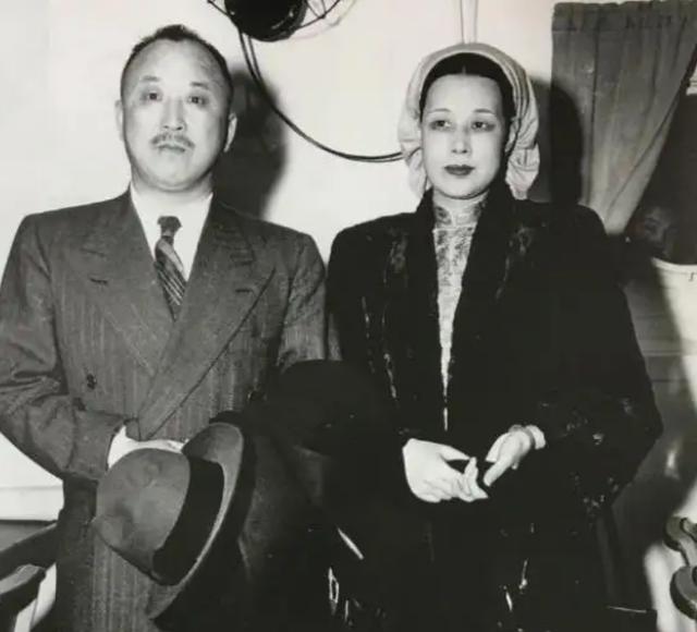 建国后卫立煌迟迟没回大陆，周总理问“是否有顾虑”，其妻：有