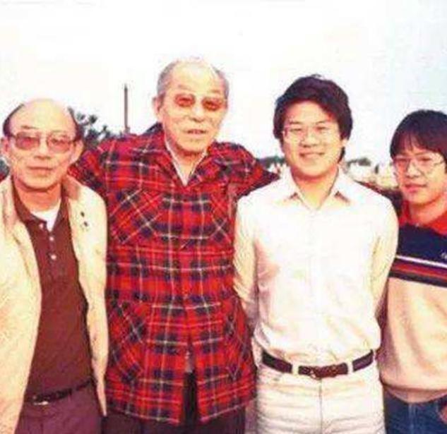 1994年张学良唯一活着的儿子回国，飞机上请人照顾：64岁不会汉语