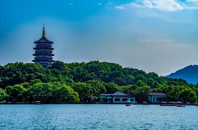 「原创诗词」阎厹 | 读书惜误芳菲事 有限年华梦里珍（诗词20首）