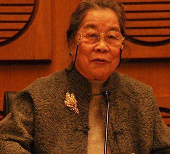 林洙嫁梁思成后：委曲求全整10年，他死后，她218万卖林徽因嫁妆