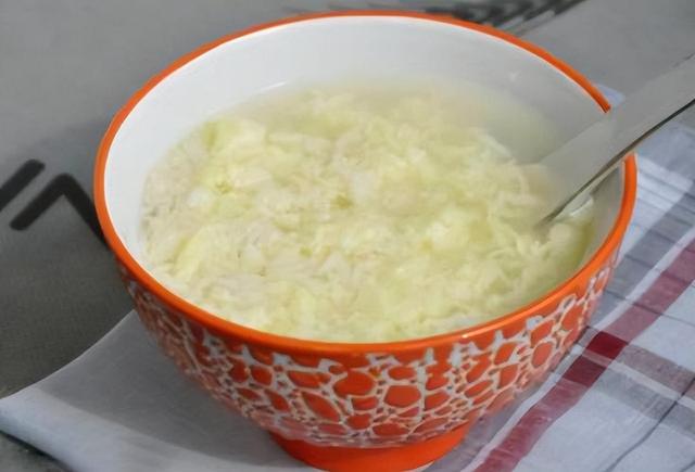 每天早上坚持喝一碗“开水冲鸡蛋”，能收获哪些好处？看完心动了