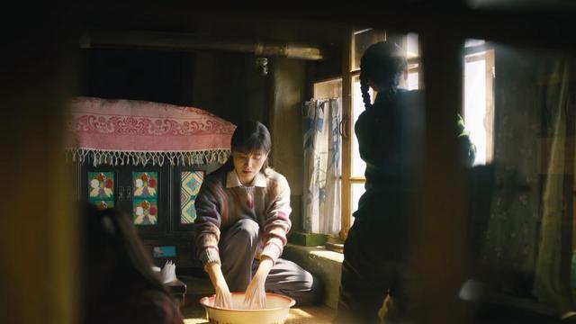 看了《人世间》第18集，我唏嘘不已，深感不易，观众：感同身受
