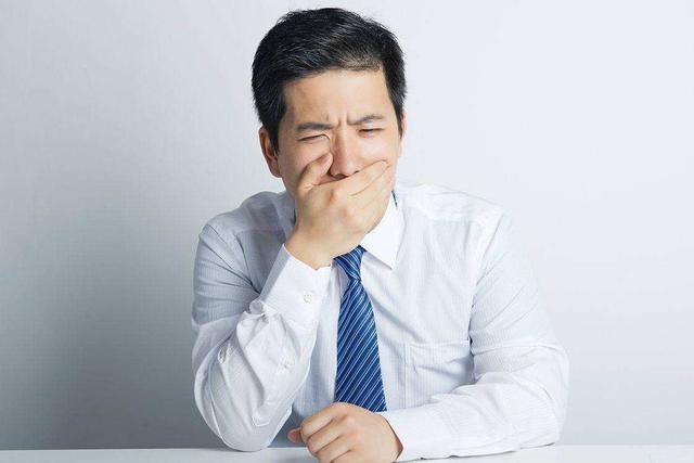 口干口苦口臭，是肝不好吗？医生：也可能不是肝病，而是这些原因