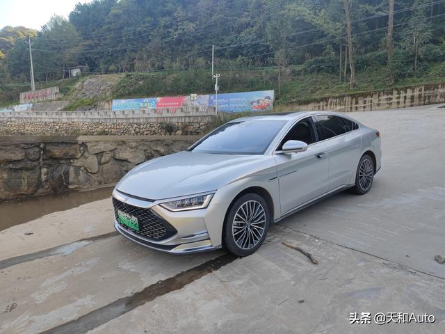 民族汽车之光2022年末的比亚迪可能要创造一个奇迹