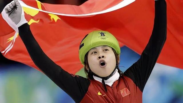 连自己人也不放过！捅刀、死亡威胁...韩国短道速滑到底有多野？