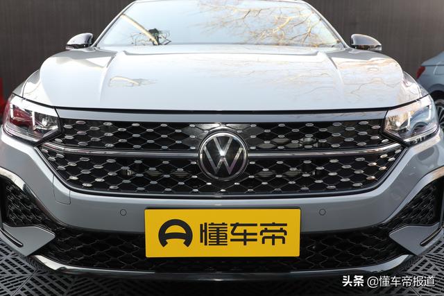 新车 | 小号帕萨特？实拍大众新款朗逸星空版，或4月北京车展上市