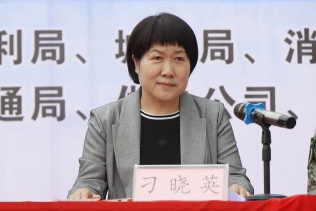 河南省唐河县军地联合举行防汛抢险应急综合演练
