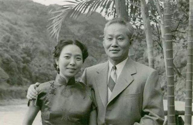 孙立人被软禁33年，一家靠卖果为生，4个子女后来过得怎样了？