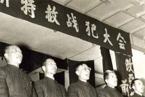 邱行湘特赦后想当搬运工人，周恩来得知后：你们的身份是国家干部