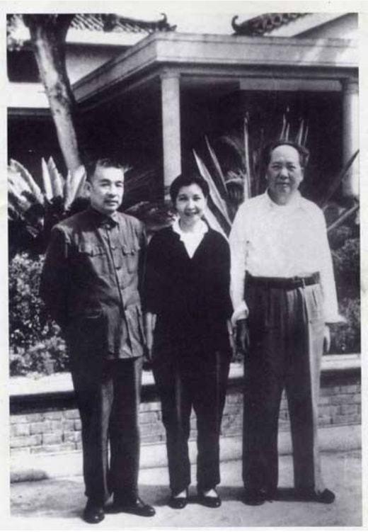 曾志：曾因贺子珍当面顶撞毛主席，受委屈时主席亲自为她“出气”
