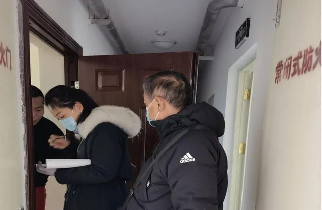 市区机关干部常态化驻守社区 基层治理再添活力再提效能