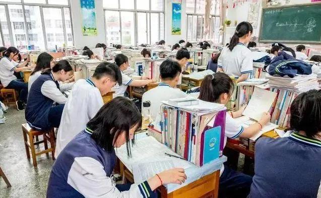 献给那些面临即将到来的高考而感到迷茫的人