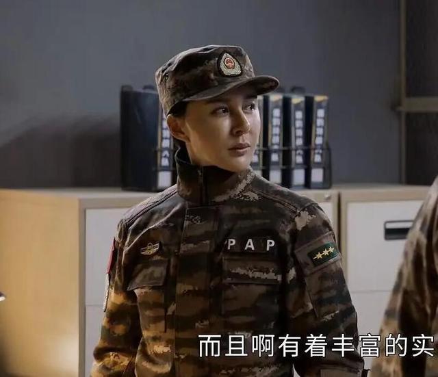 ��ѩ��װ���Ӿ���Ƭ(����ս��ʡ��ĳ��ţ�������������Ů�䣬�վɼ����ļƵ���Ƚ�ʺ�)