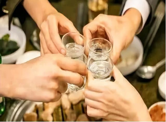 31年随访2.7万人，发现吃鸡蛋死得早？医生辟谣：别贪嘴就行