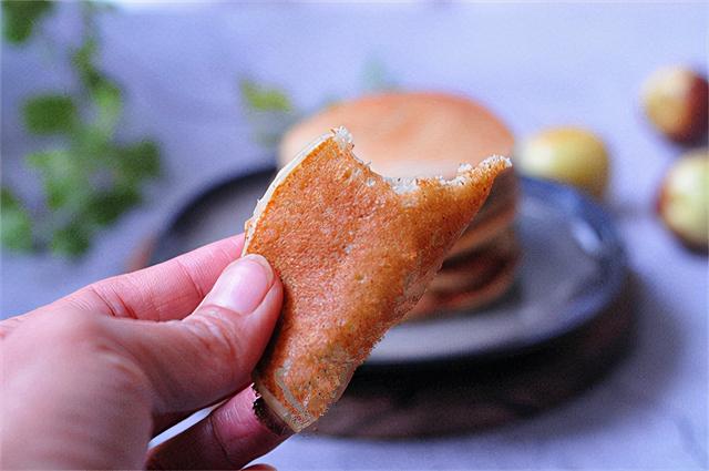 冬天寒冷，这早餐我常给孩子做，清爽多汁补足维C，滋润不上火