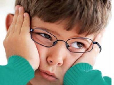 预防儿童近视，饮食要注意这三点