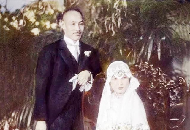 为何蒋氏后人不愿再从政了？蒋友柏：别叫我蒋四代