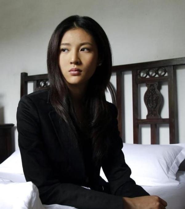 宋汶霏:当红时嫁入豪门,怀孕惨遭家暴,27岁离世的她经历了什么 -