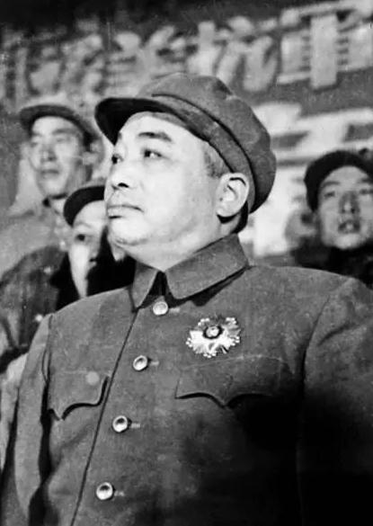 51年毛主席与周世钊见面，聊起抗美援朝，周：岸英去世怪彭老总吗