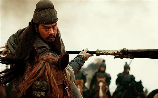 诸葛亮为啥无法统一三国，毛主席评价得很到位：他有3个欠缺